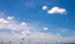 西安蓝天白云爆料事件视频,视频揭秘背后的真相