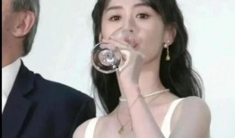 娱乐圈最新爆料情侣,明星情侣甜蜜互动引热议