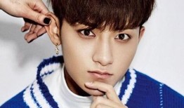 娱乐圈爆料文字模板,某明星恋情曝光，细节惊人！